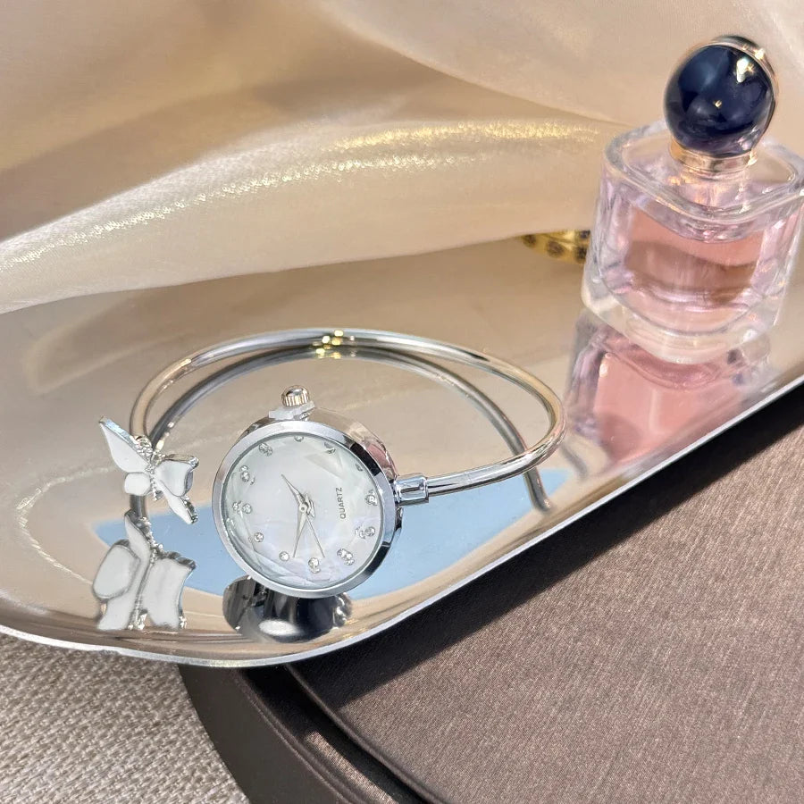Romantic Butterfly Open Bracelet Luxury Fashion Ladies Quartz Watch Elegant Simple Wristwatch New Model Bestseller