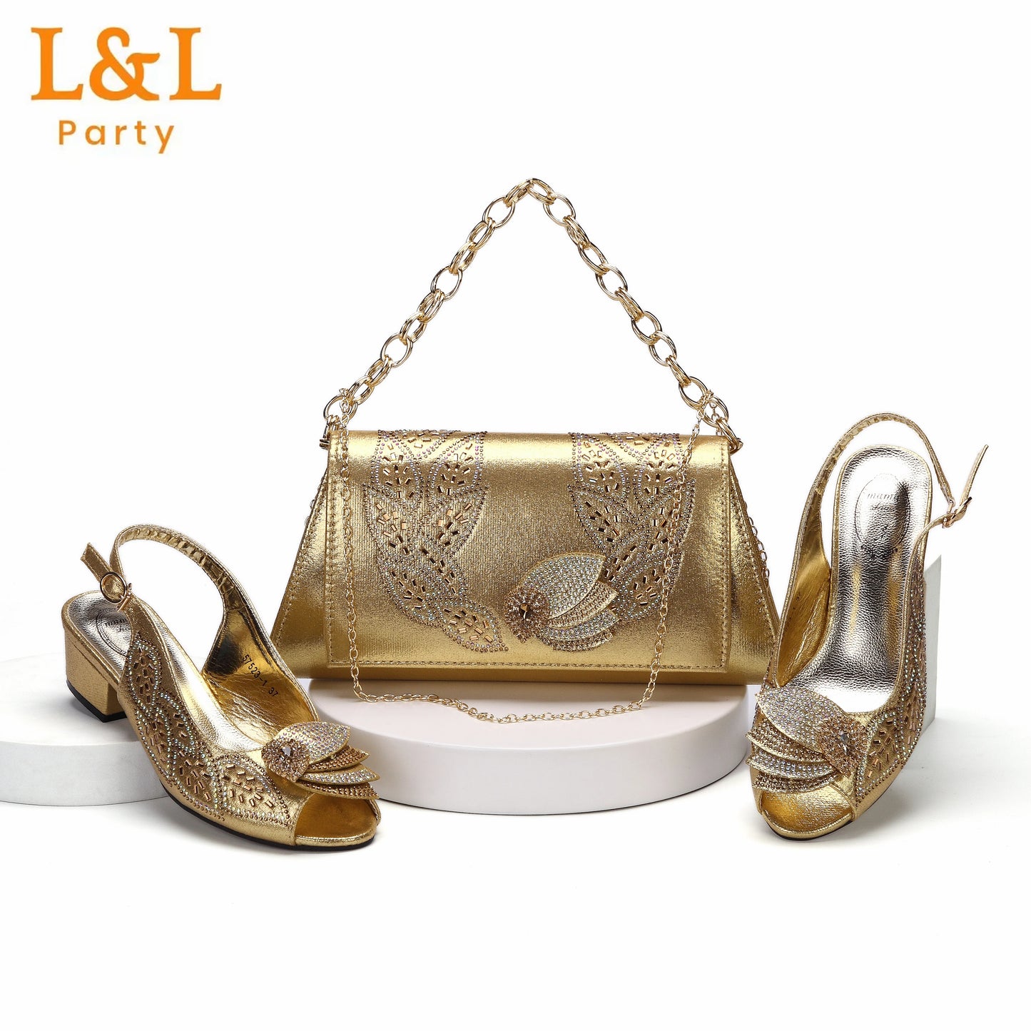 2024 High Quality Low Heels Ladies Sandals Leaf Design Shoes Matching Bag Set in Gold Color For Party