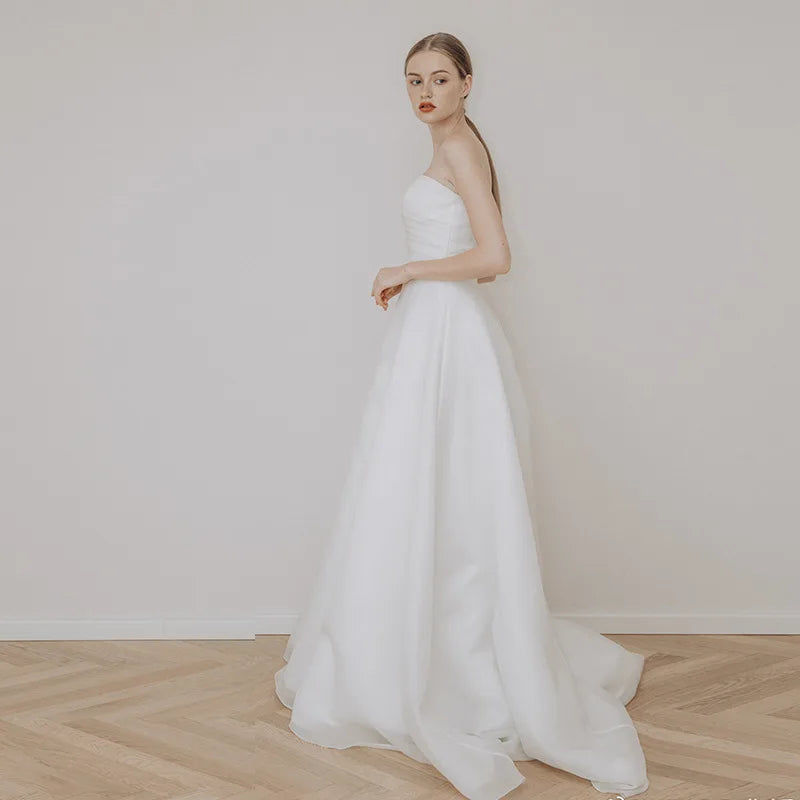 White Bridesmaid Dresses: Wedding Dress Elegant A-line Sleeveless