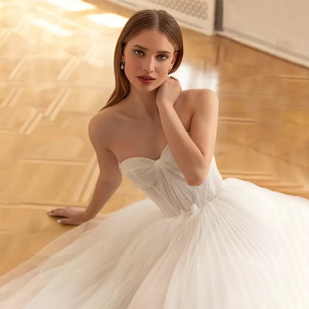 White Bridesmaid Dresses: Short Wedding Dresses Sleeveless Mid-Calf Tulle
