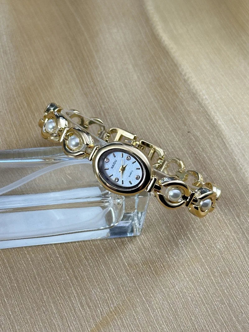 Luxury Pearl Inlaid Bracelet Watch Fashion Women Quartz Watch Brand Oval Dial Dress Wristwatches Dropshipping Relojes Para Mujer