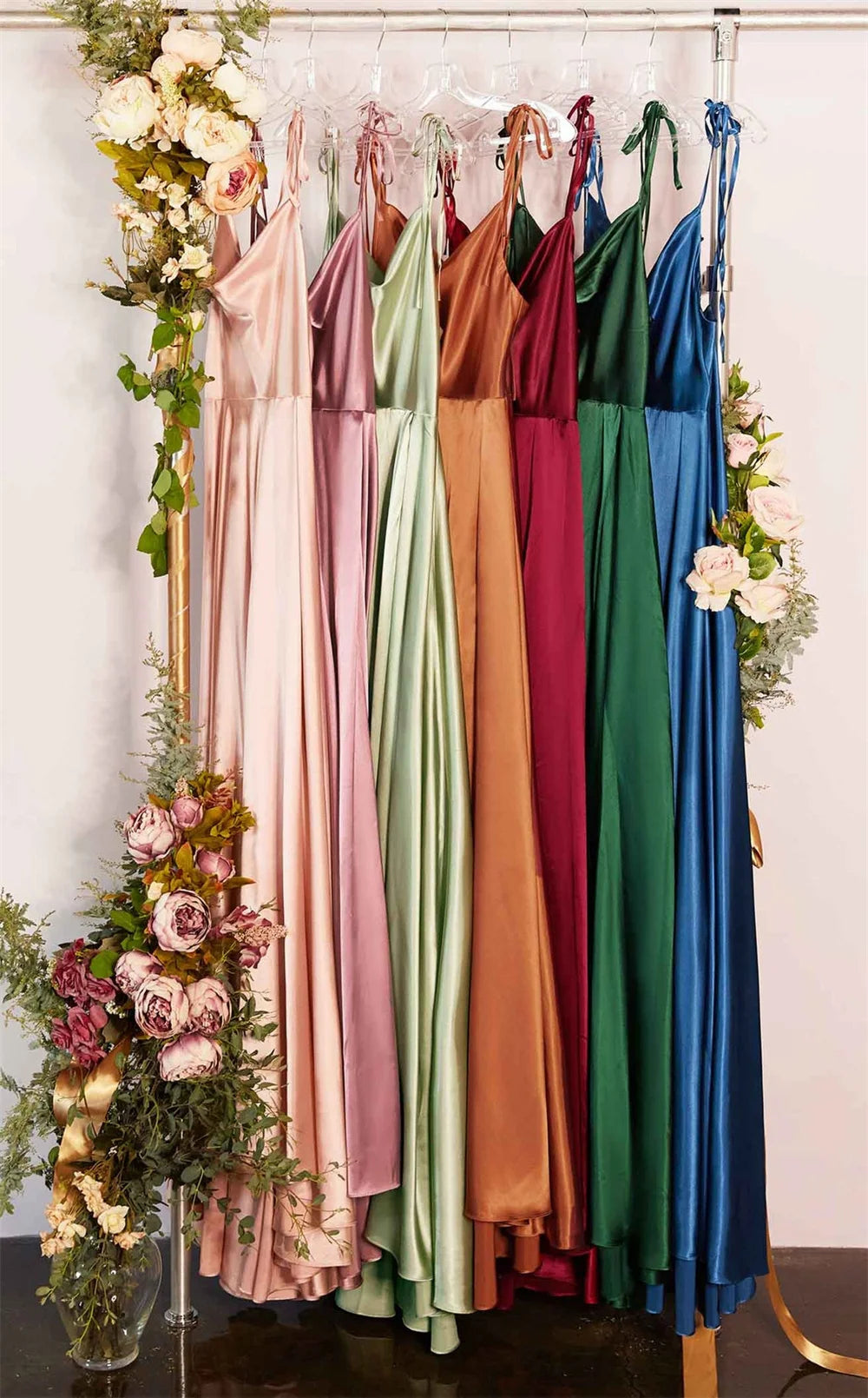 Evening wear Dresses: Women Maxi Dress for Night Leg Slit
