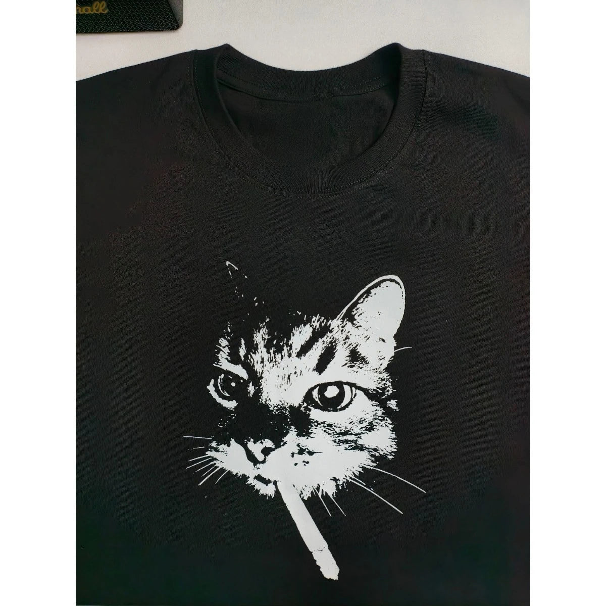 New High-quality American Street Smoking Cat Retro Trendy Personalized Printed T-shirt Men's Windshield Loose Short Sleeves