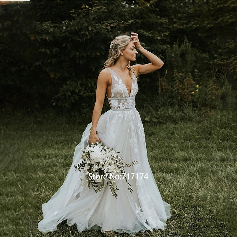 White Bridesmaid Dresses: Wedding Dress Boho A-line Backless Elegant Floral Appliques