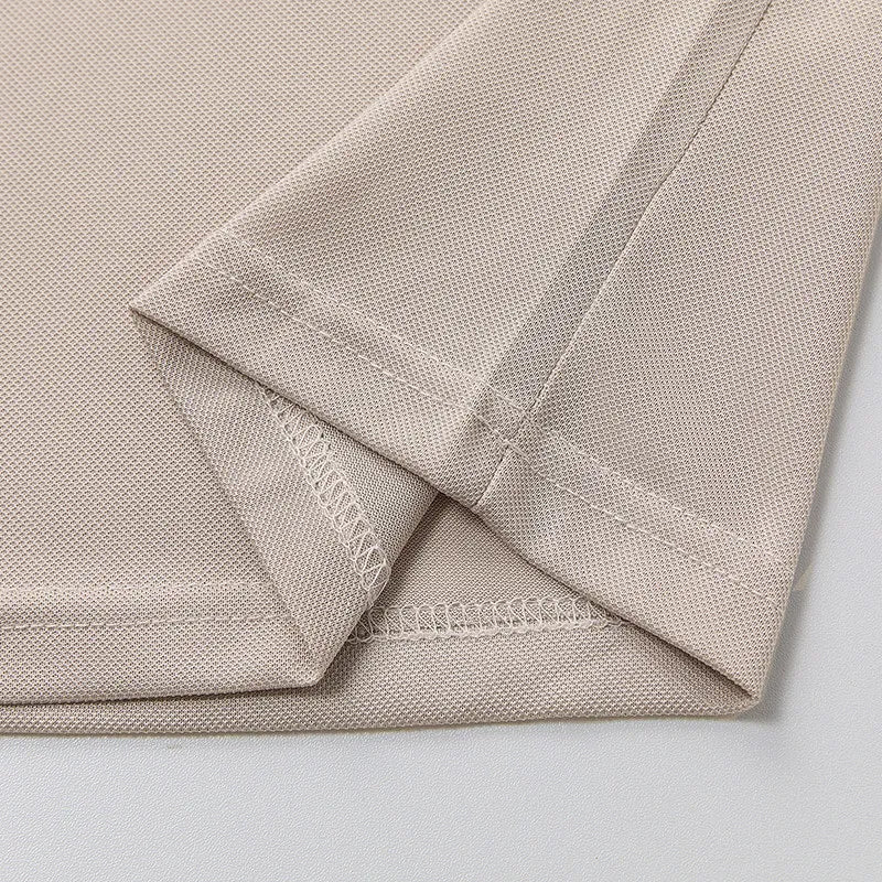 New Men's Business Casual Short Sleeved Shirt with Badge Solid Color Polo Shirt Fashionable Breathable Comfortable Versatile Top