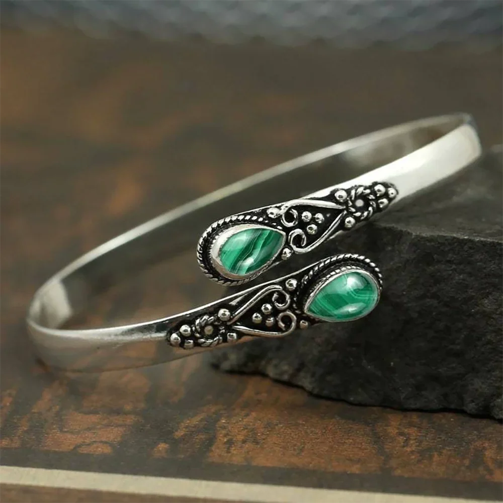 A fashionable retro inlaid imitation green agate water drop men and women adjustable open bracelet, bohemian style summer hundre