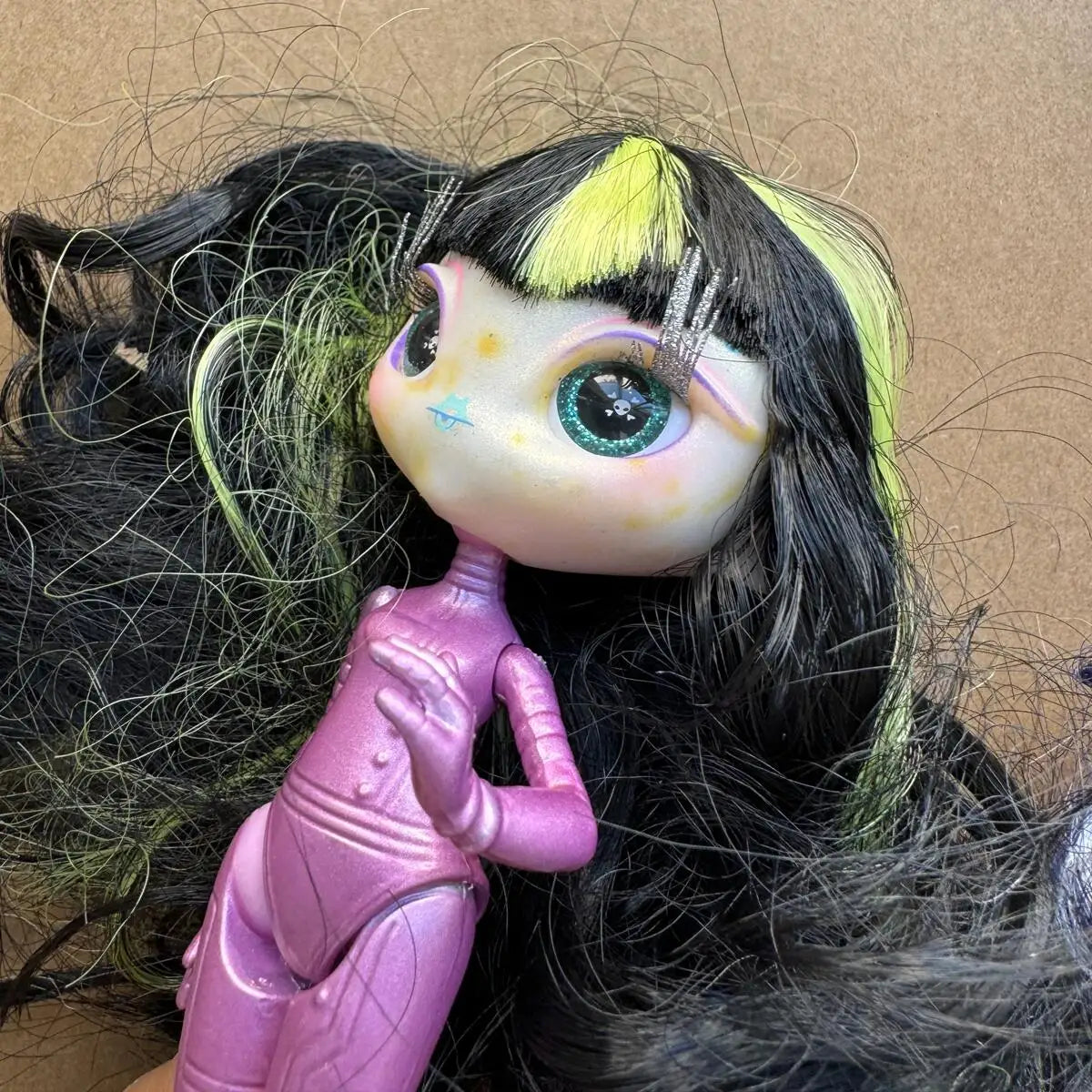 Original Una Verse Dolls Novi Stars with Defectives Joints Movable Rare Collections Gifts