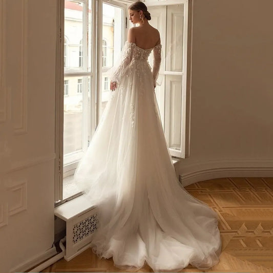 White Bridesmaid Dresses: Wedding Dress Lantern Sleeve Lace Appliques Modern