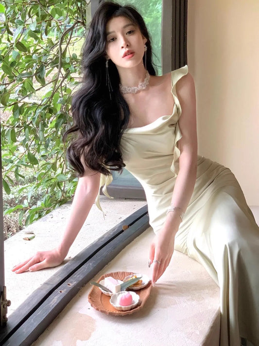 Formal attire Dresses: Women Spaghetti Strap Elegant Long Mermaid Ruffles Dresses