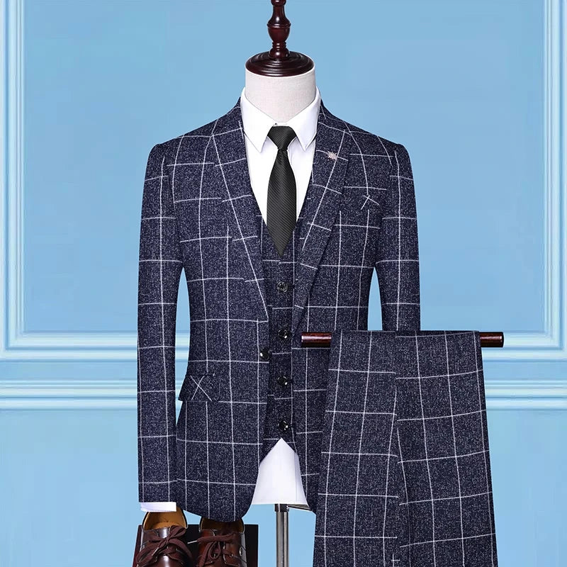 Tuxedo for Mens: Plaid Vest Blazer Pants 3 Pieces Set / Wedding Banquet Business Suit