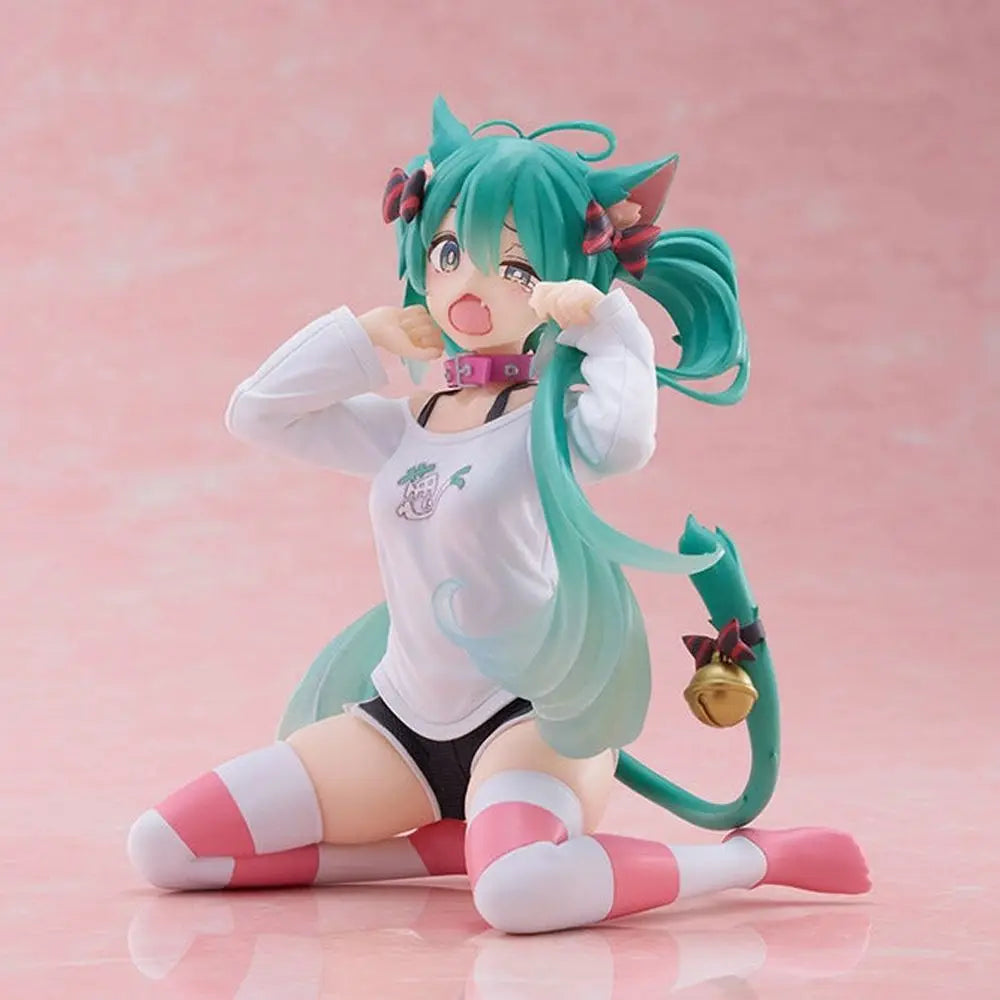 Student Girl Hatsune Miku  Action Figures Fashion Figure Model Miku Room Decorations PVC Collection Model Doll Toy