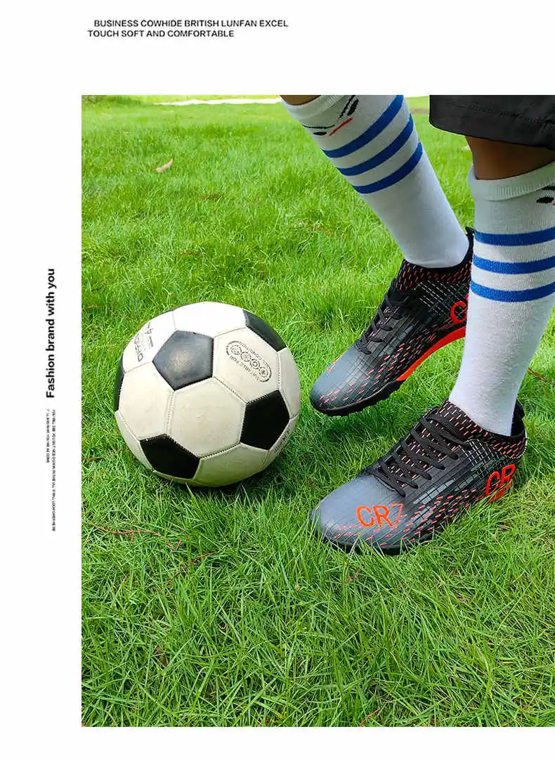 Fashion Green Men's Football Shoes Superstar Outdoor Non-slip Child Futsal