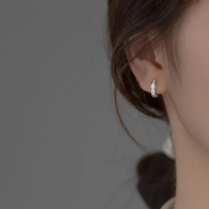 WANTME 925 Sterling Silver Fashion Simple White Enamel Huggies Ear Hoop Earrings for Women Classic Gothic Punk Men Loop Jewelry