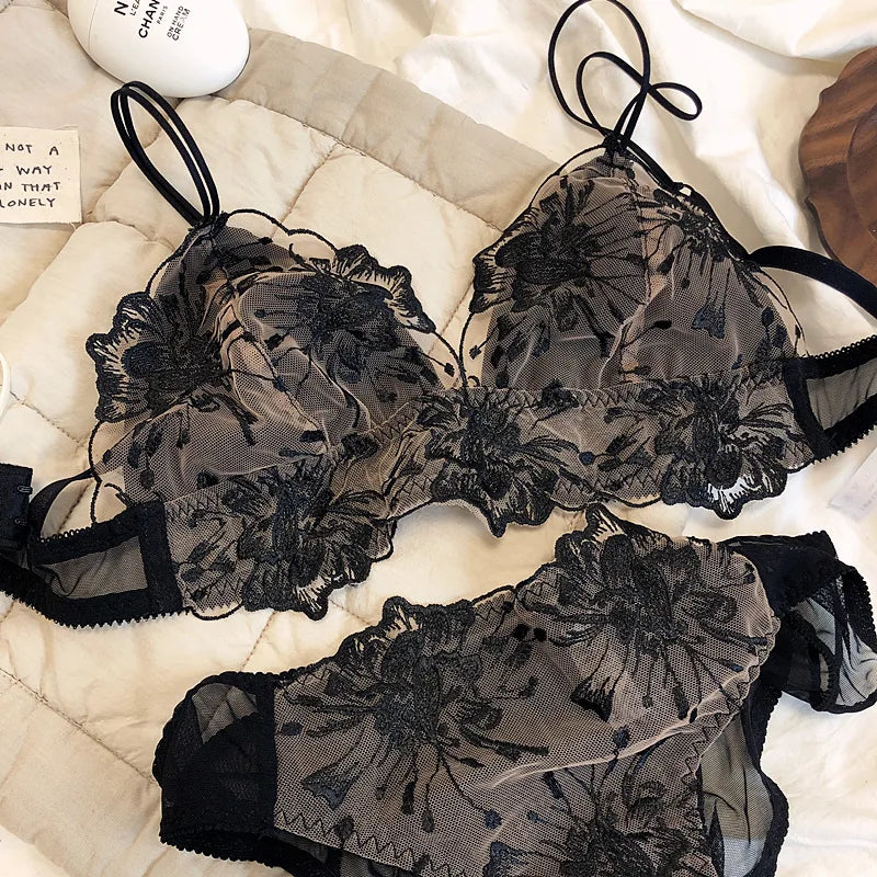 French Lace Flowers Embroidery Bra Set Ultra Thin Women Underwear