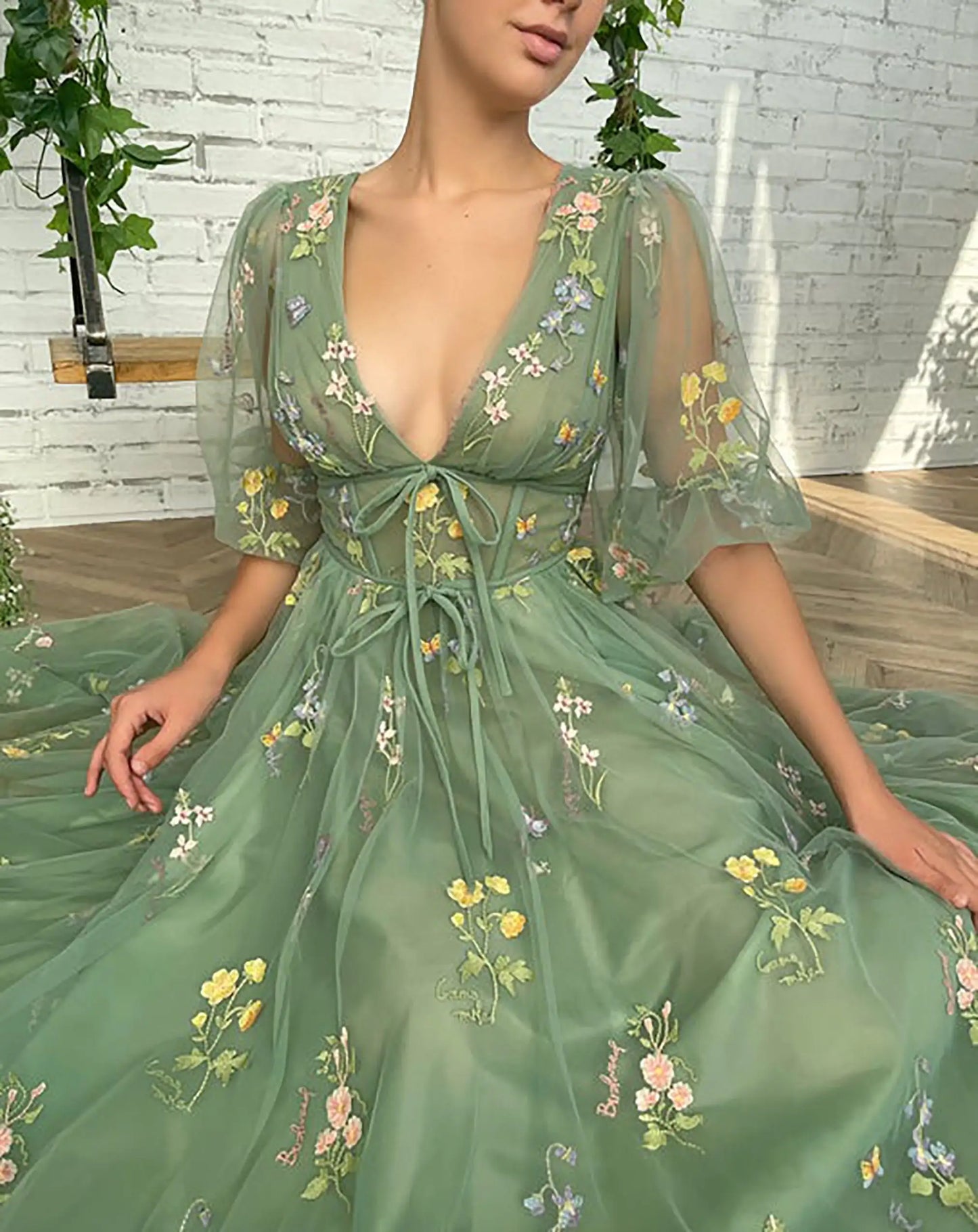 Evening wear Dresses: Green Prom Dress Puff Long Sleeve Evening Women Outfit