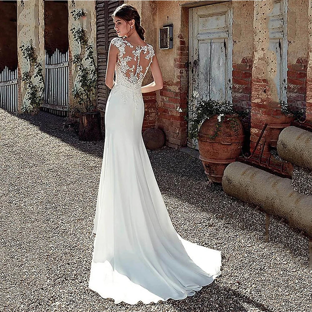 White Bridesmaid Dresses: Lace Sheath Wedding Dress Illusion Bohemian Bridal Gowns