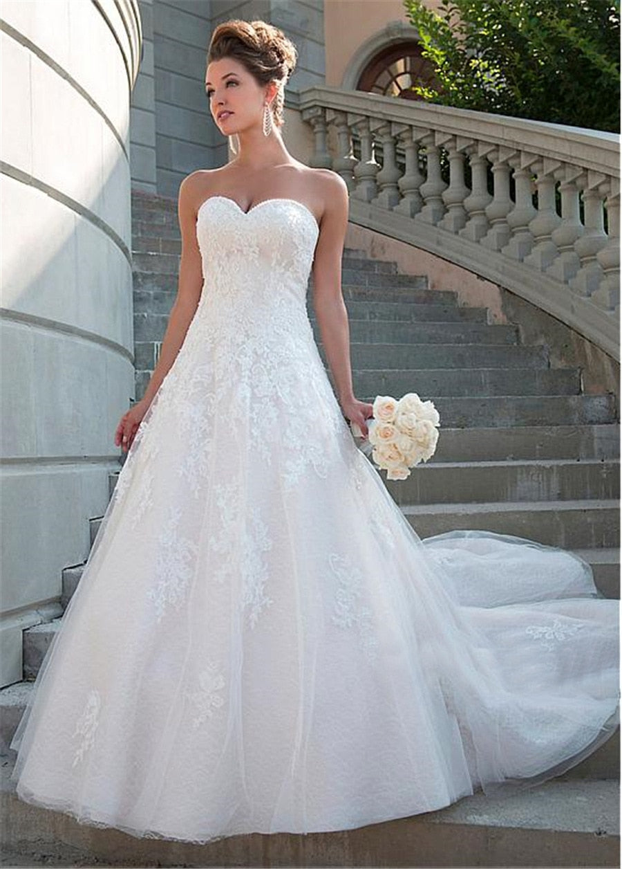 White Bridesmaid Dresses: Lace Sweetheart Neckline A-line Wedding Dress Strapless
