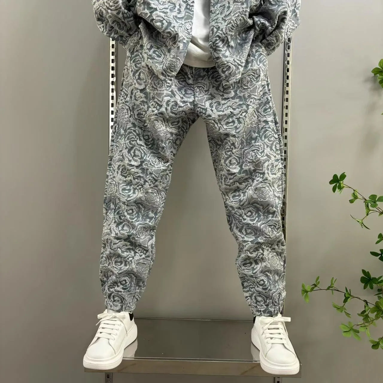 Men's Three-Dimensional Relief Small Fragrance Fashion Shirt Set Casual Versatile Sports Two-Piece Trendy Outfit