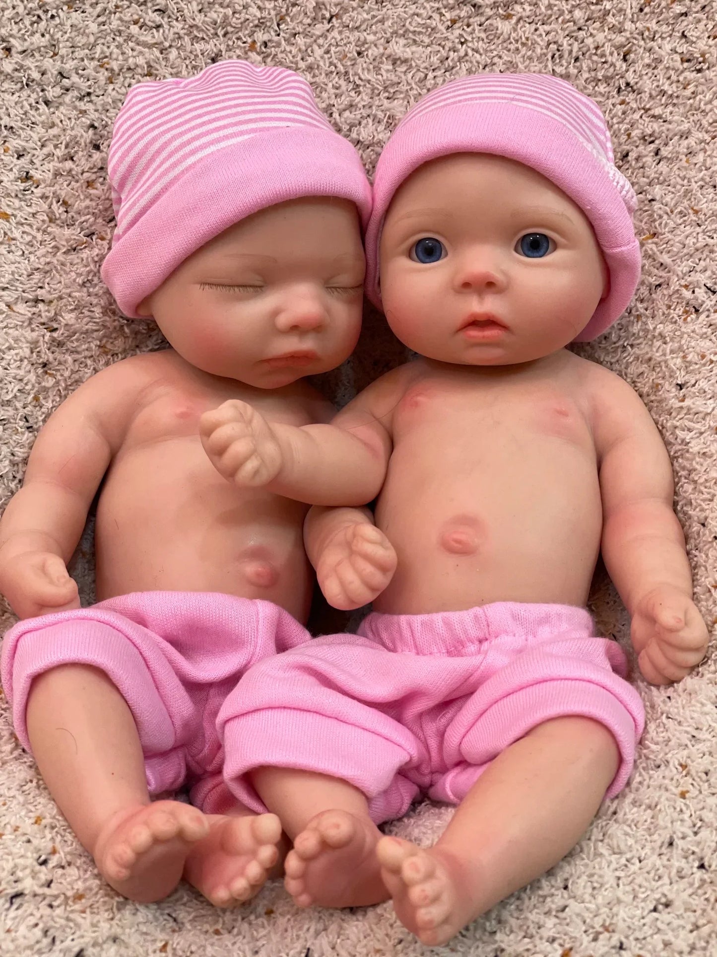 8styles/26cm Open and Close Eyes Cute Soft Full Body Solid Silicone Girl 3D Painted Skin Lifelike Real Corpo De Silicone Doll