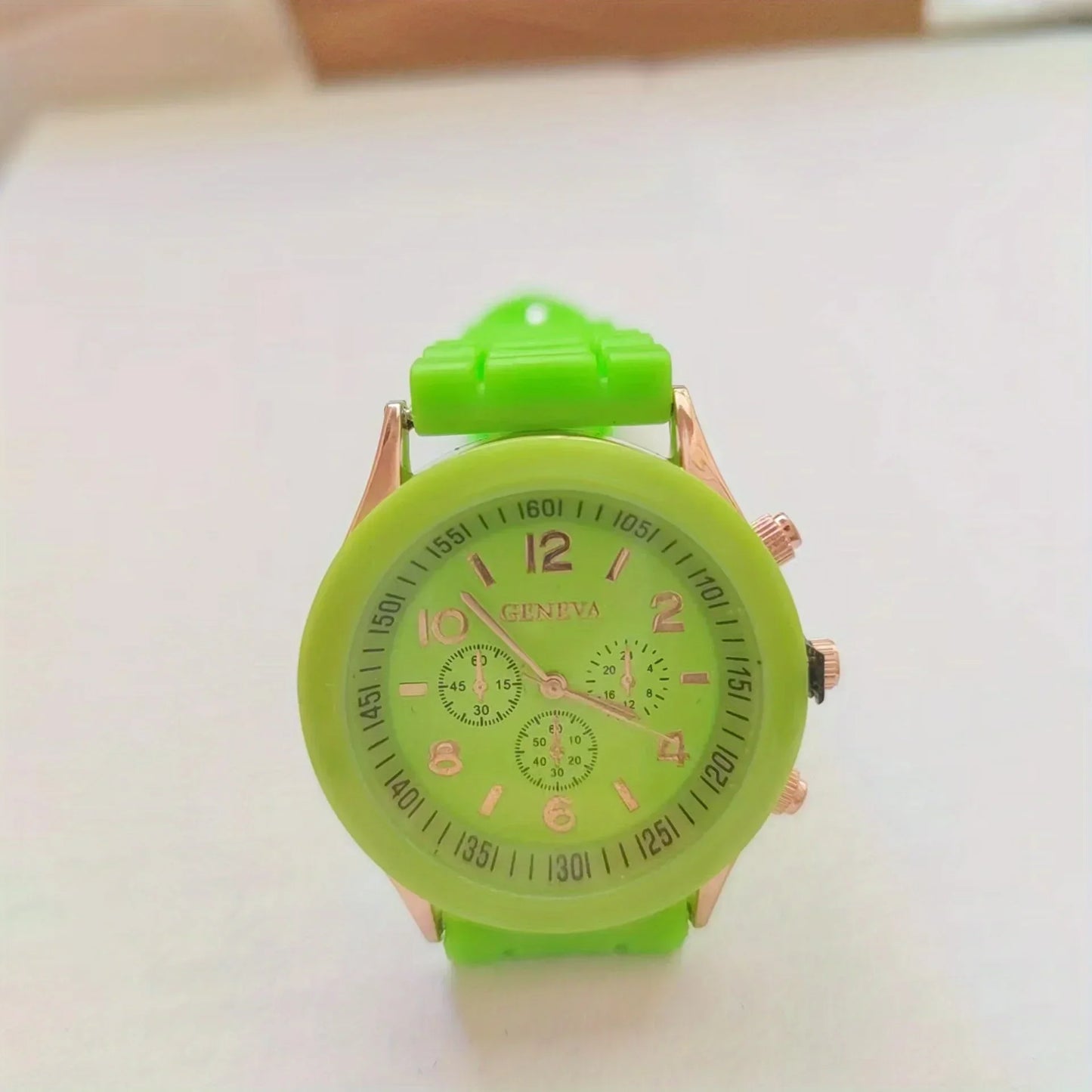 Stylish Round Pointer Quartz Watch, Triple Dial Silicone Watchband Sports Wristwatch For Women And Men, Ideal choice for Gifts