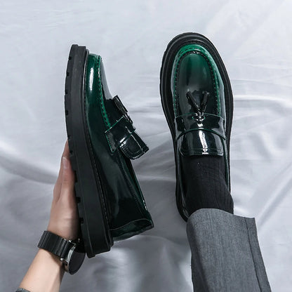 Green Slip-On Luxury Moccasins Men Casual Shoes Thick Bottom Tassel Formal Leather Shoes Men Luxury Patent Leather Dress Loafers