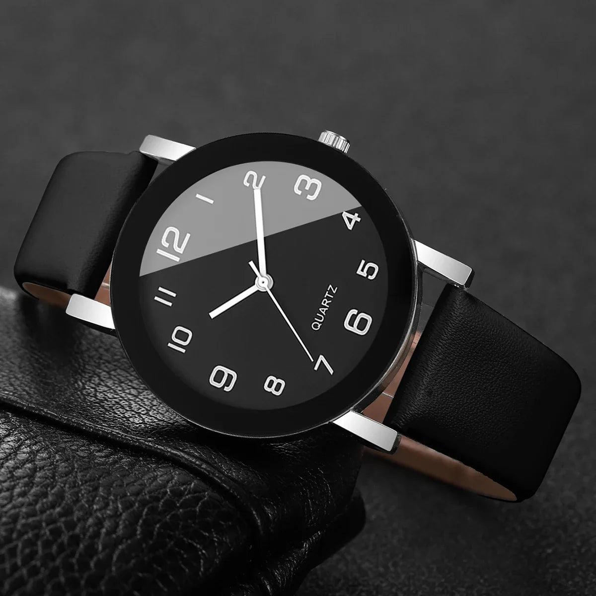 1/2PCS Fashion Couple's Watches Leather Strap Wristwatch Men Women Casual Arabic Dial Quartz Watches (Without Box)