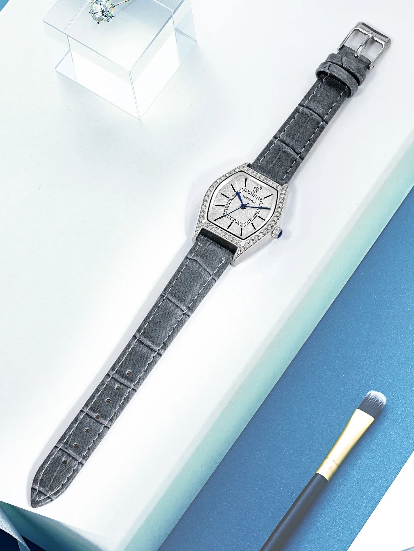 LUCKY FOX Retro ladies quartz watch barrel-shaped diamond luxury ladies wristwatch fashion watch as a gift