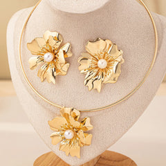 2PCS Fashion Gold-plated Metallic Flower Pendant Choker Necklace for Women Party