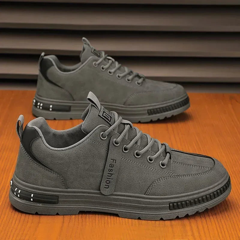 New Breathable Work Safety Shoes Trendy Versatile Comfortable Eva Insoles Rubber Upper shoes for men  sneakers men