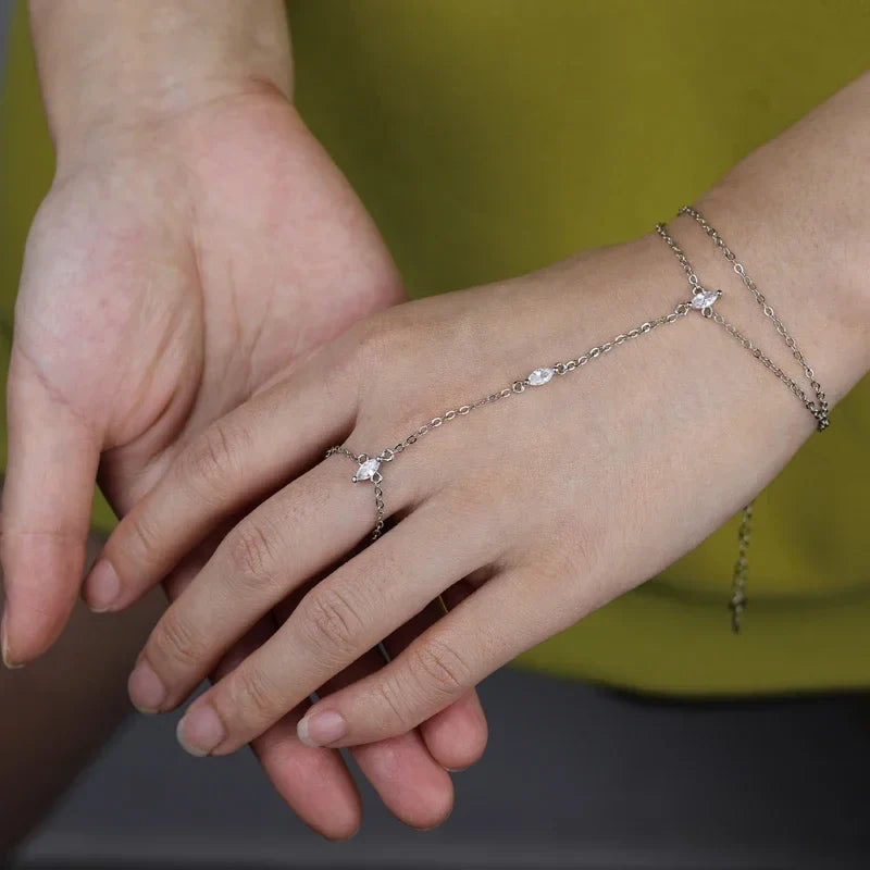 2025 New Geometric Marquise Cubic Zirconia CZ Paved Double Wrist Hand Chain Bracelet Simple Fashion Women Finger Slave Jewelry