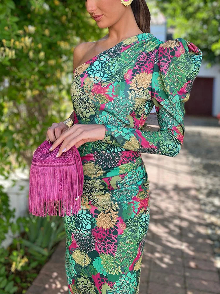 Evening wear Dresses: Long Dresses Women Fashion Long Sleeved Dress