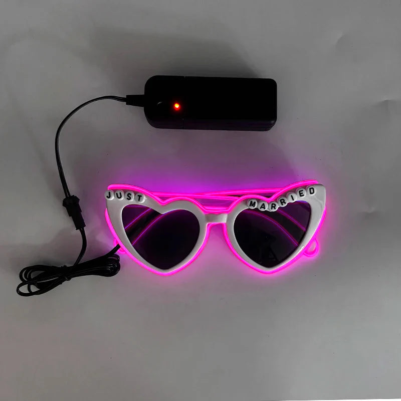 LED Just Married Glasses Wedding Bride To Be Surprise Gift Couple Glasses Souvenirs Glowing Heart Glasses Married Sunglasses