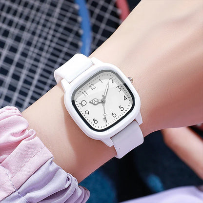 1/10PCS Fashion Square Women Watches Casual Silicone Band Quartz Wristwatch for Girls Clock Reloj Mujer（Without Box）