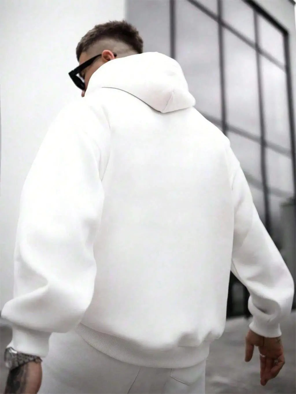 Japanese Cartoon Printing Men Hoody O-Neck All Match Loose Sweatshirt Fashion Fleece