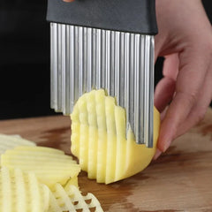 Stainless Steel Potato Chip Slicer Dough Vegetable Fruit Crinkle Wavy Kitchen Knife