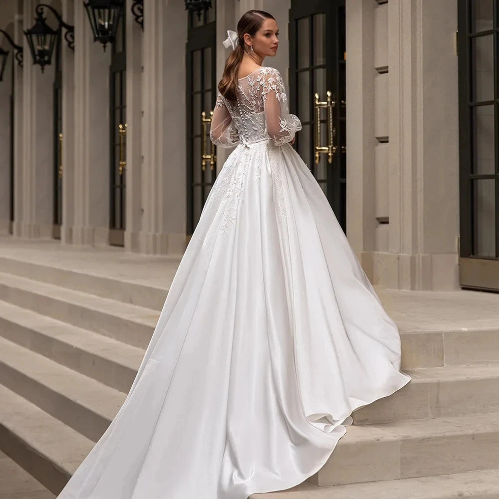 White Bridesmaid Dresses: Wedding Dresses A Line Puffy Ruched Satin Ball Gowns