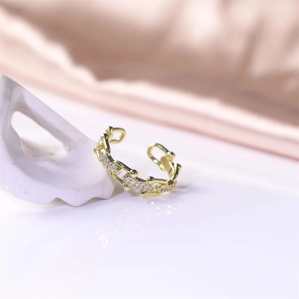 Simple and Elegant Ring Female Line Twisted Rope Ring Temperament Fashion Exquisite Jewelry