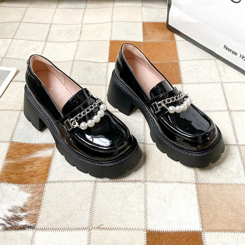 Loafer Shoes Women: Black Female Loafers
