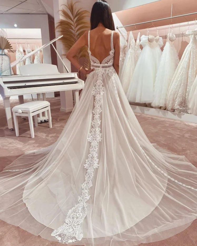 White Bridesmaid Dresses: Lace Boho Wedding Dress Beach V Neck Open Back Chic