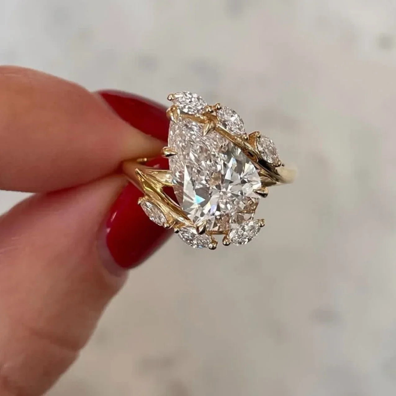 4ct Pear Moissanite Ring Fine Jewelry 925 Sterling Silver 18K Gold Plated Plated Luxury Gift