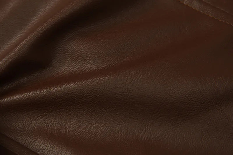 Deepening the crisis of high-end slim-fit Lyon hunting three-dimensional pocket leather