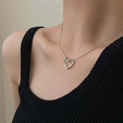 Hollow Love Heart Pendant Necklace for Women Fashion Creative Geometric