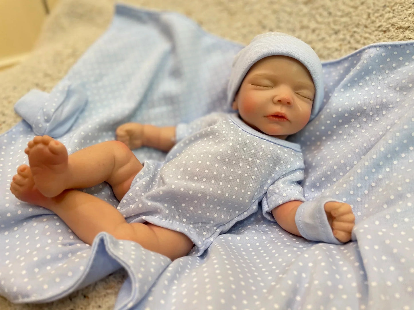 8styles/26cm Open and Close Eyes Cute Soft Full Body Solid Silicone Girl 3D Painted Skin Lifelike Real Corpo De Silicone Doll
