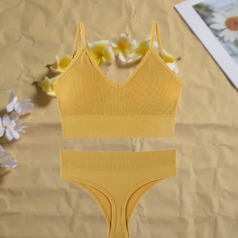 Women's Seamless  Underwear Set Bra And Thongs Lingerie Low Waist Panties
