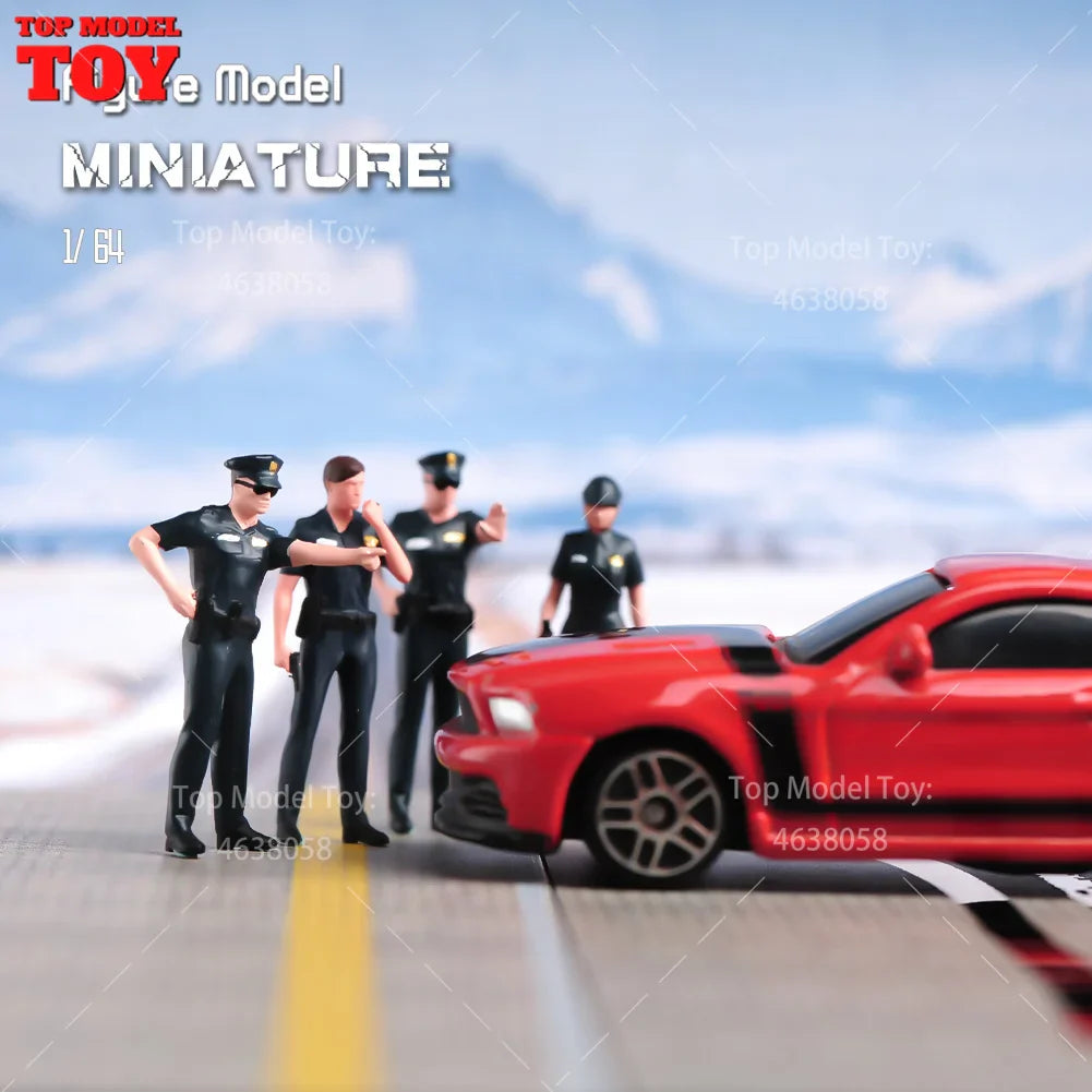 Painted Miniatures 1/64 Scale Beauty Handsome Boy Policeman Girls Male Female Scene Figure Model For Car Vehicles Decorate
