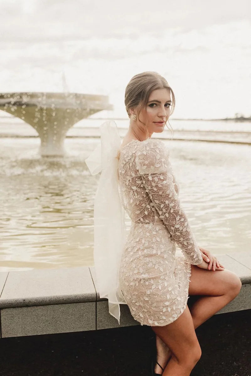 White Bridesmaid Dresses: Wedding Dresses Long Sleeves With Bow Mini Backless