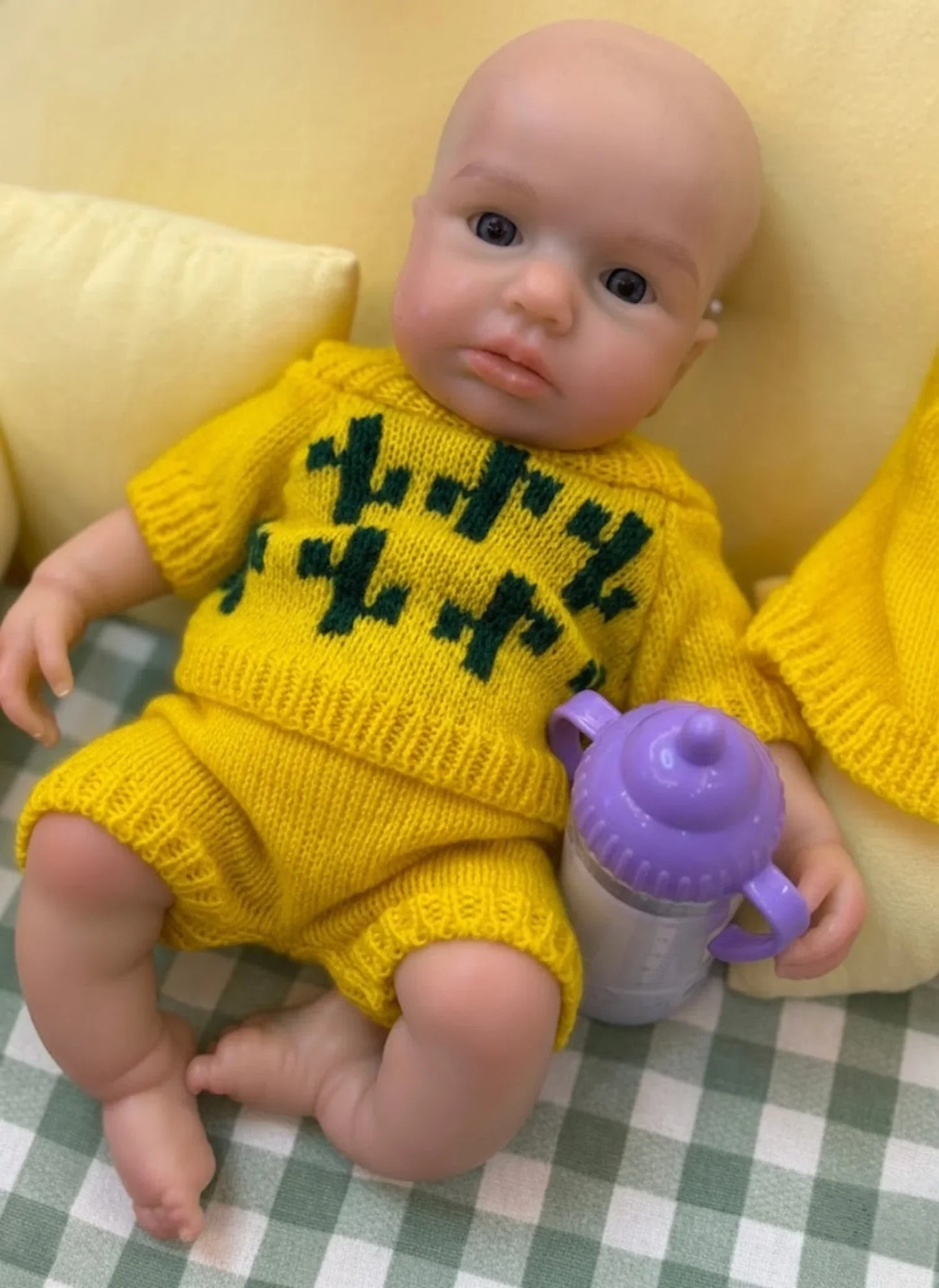 33cm Open Eyes Girl Loulou Silicone Reborn Baby Doll Can Open Mouth, 3D Painted Skin, Collectible Gift for Kids' Keepsake