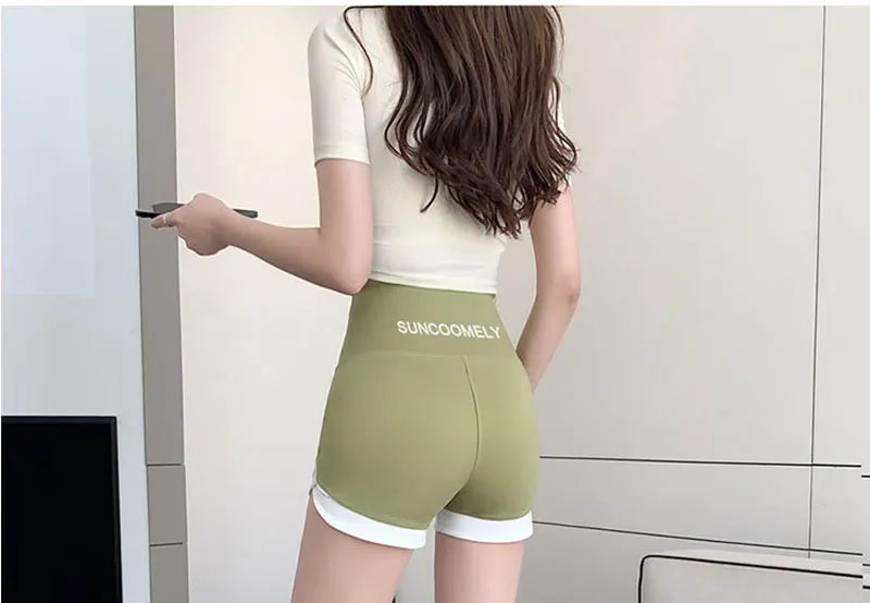 Summer wearing thin contrasting shorts leggings high waisted Barbie safety pants three point no awkward line shark pants for