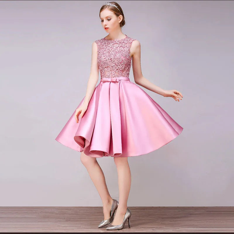 Homecoming Dresses: Prom Evening Dress Elegant Embroidered Lace Long Dresses
