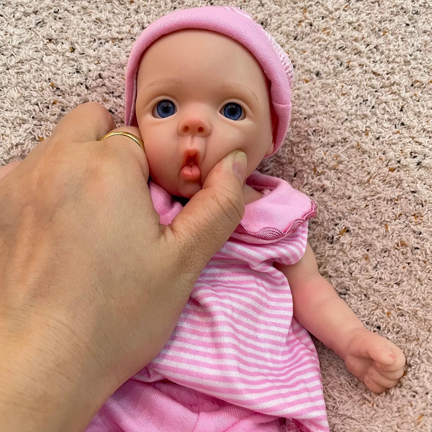 8styles/26cm Open and Close Eyes Cute Soft Full Body Solid Silicone Girl 3D Painted Skin Lifelike Real Corpo De Silicone Doll
